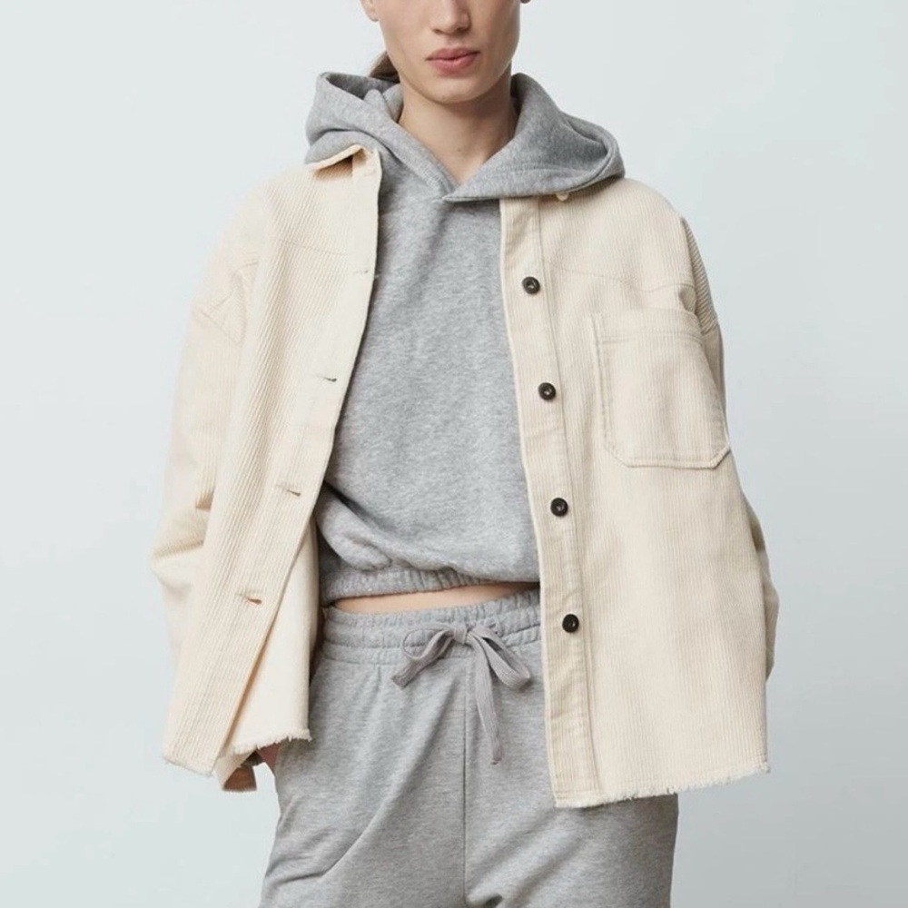 Zara Corduroy Shacket Cream Ivory Raw Hem Shirt Jacket Women M Casual Layer - Picture 2 of 14
